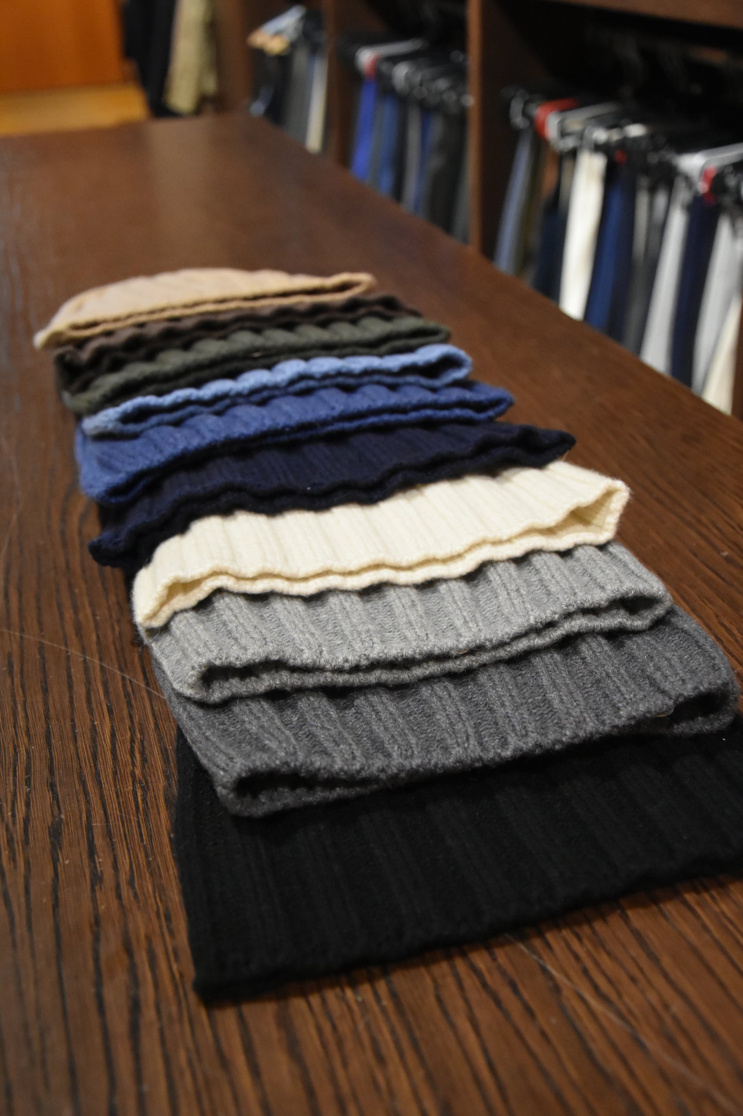 abbigliamento uomo esclusivo berretta cappello 100% cashmere coste inglesi lusso eleganza stile