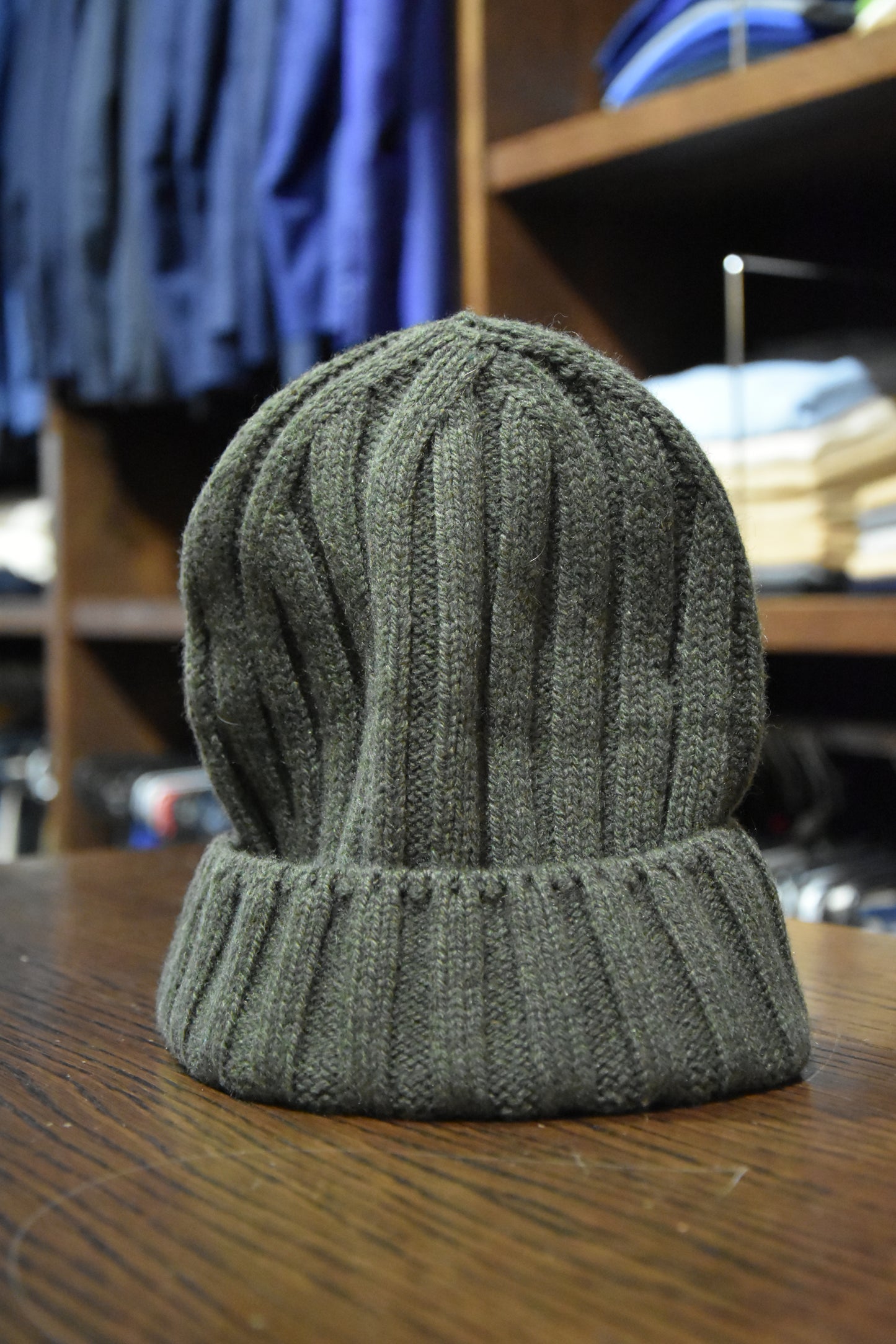 abbigliamento uomo esclusivo berretta cappello 100% cashmere coste inglesi lusso eleganza stile