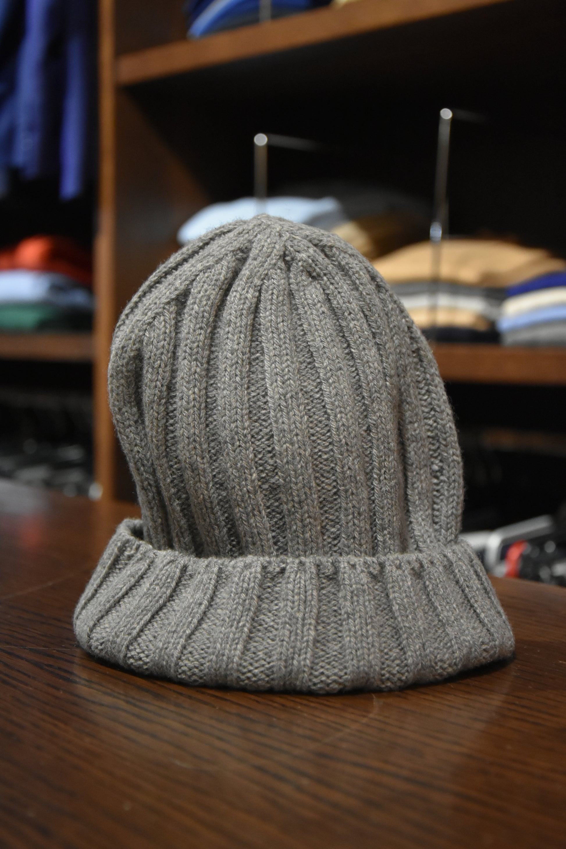 abbigliamento uomo esclusivo berretta cappello 100% cashmere coste inglesi lusso eleganza stile
