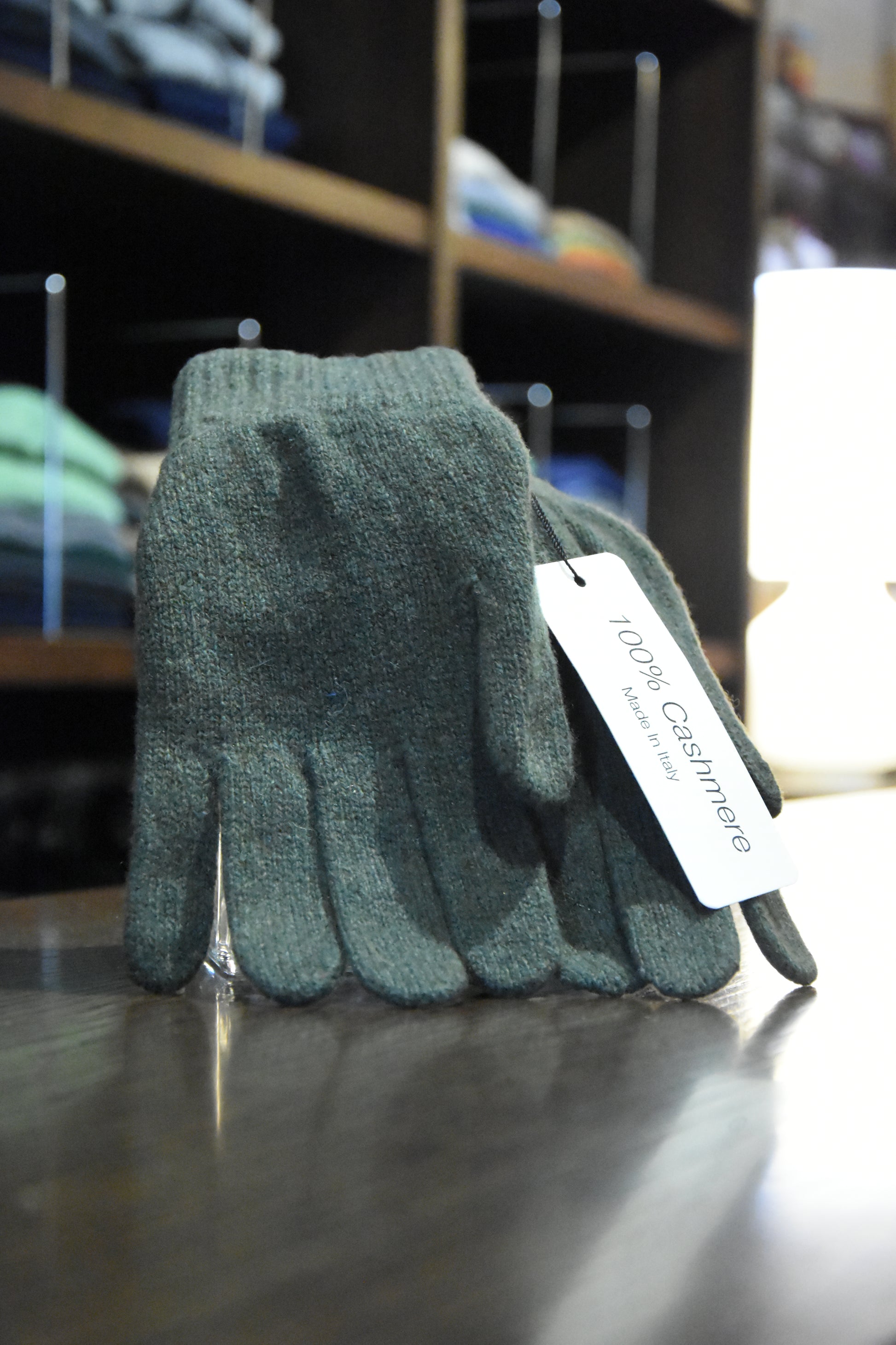 abbigliamento uomo guanti cashmere 100%  stile eleganza